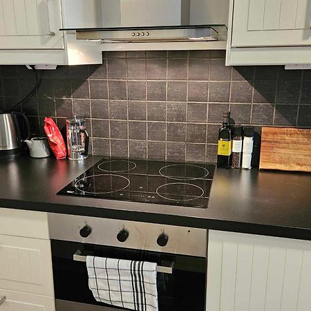 In The Heart Of Brosundet! Fully Equipped 3 Bed Room Ap Alesund Exterior photo